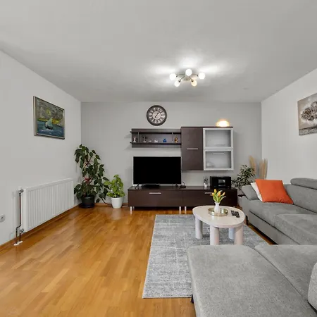Nyaraló Marija - Three Bedroom With Private Pool And Terrace