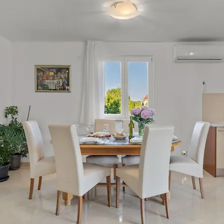 Marija - Three Bedroom With Private Pool And Terrace *