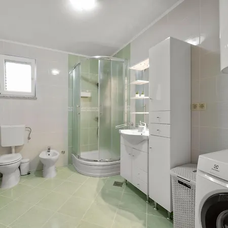 Marija - Three Bedroom With Private Pool And Terrace Nyaraló Šibenik