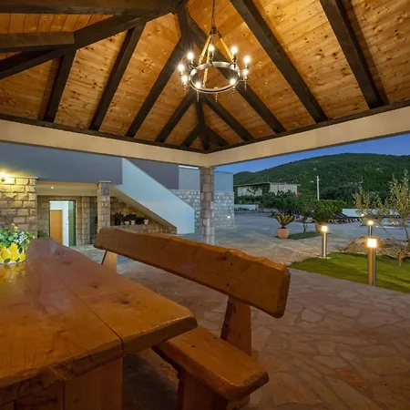 Marija - Three Bedroom With Private Pool And Terrace *