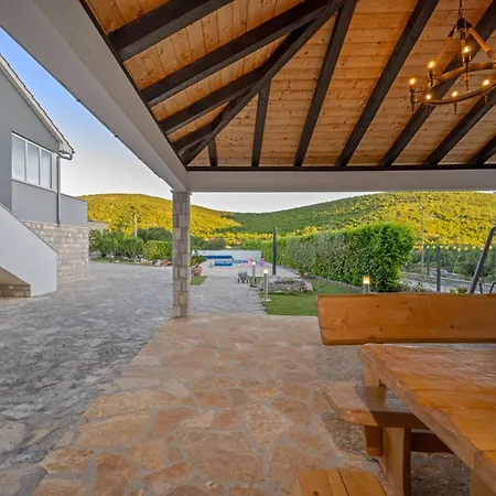 Marija - Three Bedroom With Private Pool And Terrace Nyaraló *