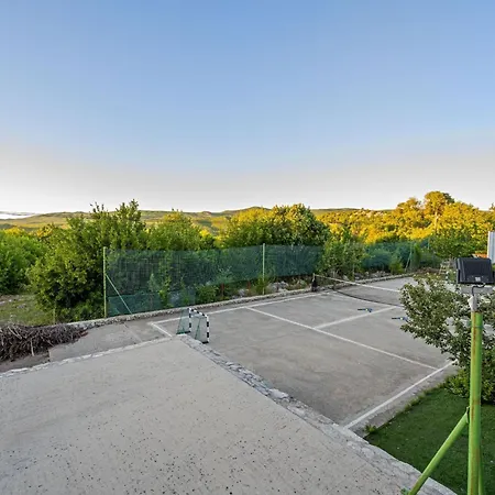 Marija - Three Bedroom With Private Pool And Terrace * Šibenik