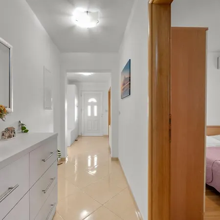 Marija - Three Bedroom With Private Pool And Terrace *
