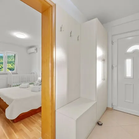 Marija - Three Bedroom With Private Pool And Terrace *