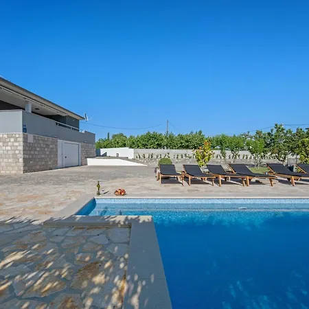 Marija - Three Bedroom With Private Pool And Terrace Nyaraló