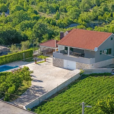 Marija - Three Bedroom With Private Pool And Terrace Nyaraló Šibenik